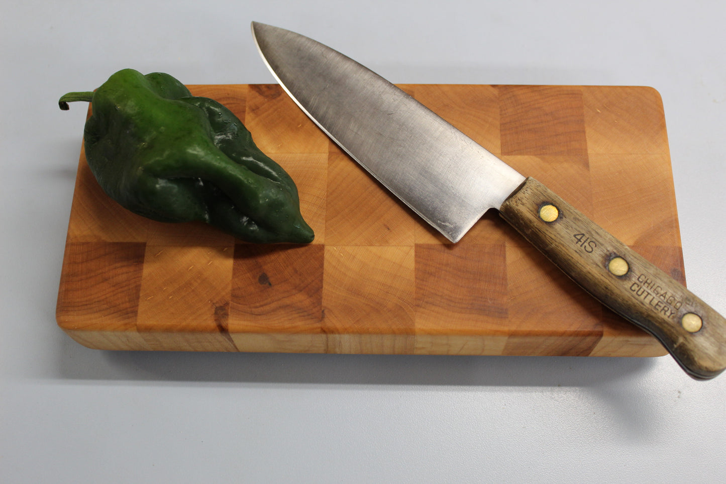 Hard Maple End Grain Cutting Board with Rubber Feet