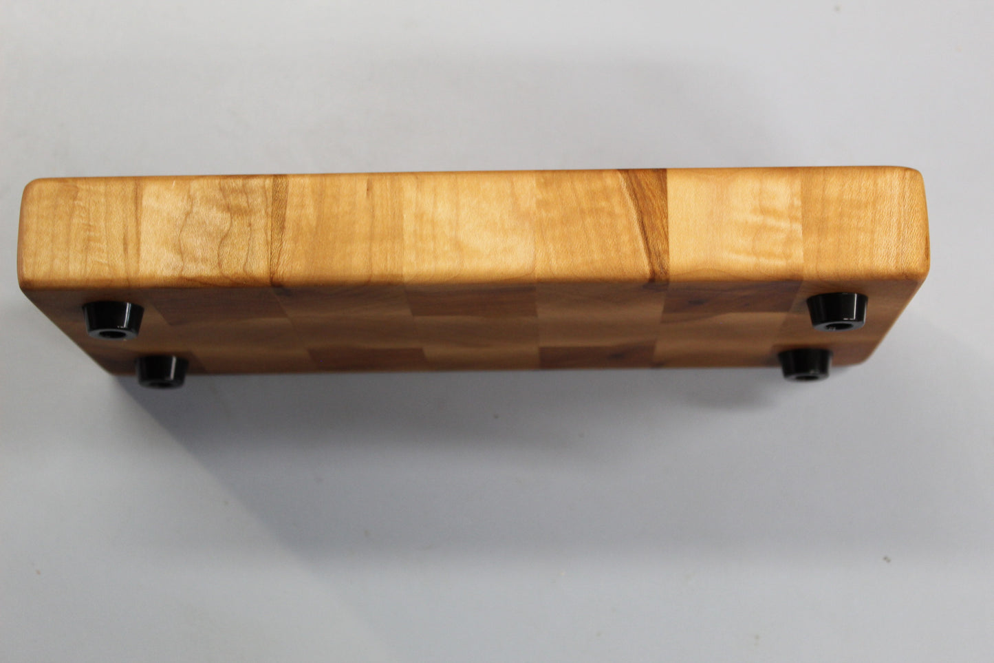 Hard Maple End Grain Cutting Board with Rubber Feet